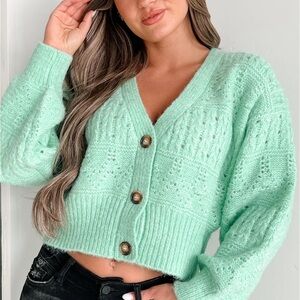 Cute green cropped sweater